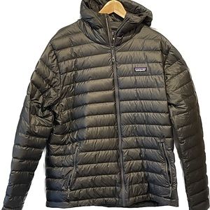 Patagonia- Hooded Down Sweater  - Grey - Men’s Size XL